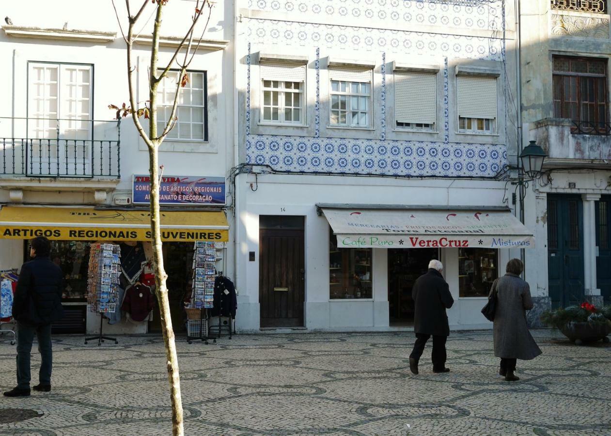 شقة Downtown Shelter - Casa Da Praca أفيرو المظهر الخارجي الصورة
