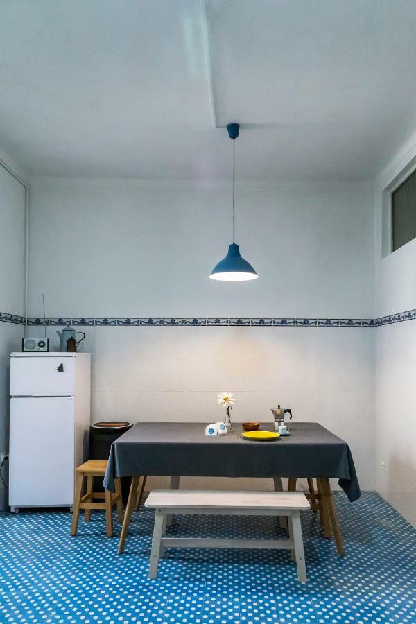 شقة Downtown Shelter - Casa Da Praca أفيرو المظهر الخارجي الصورة