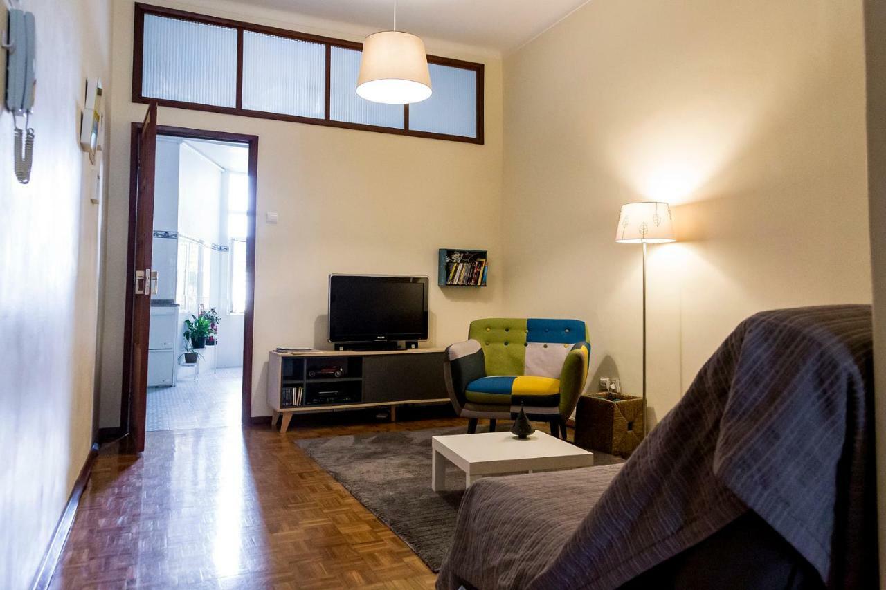 شقة Downtown Shelter - Casa Da Praca أفيرو المظهر الخارجي الصورة